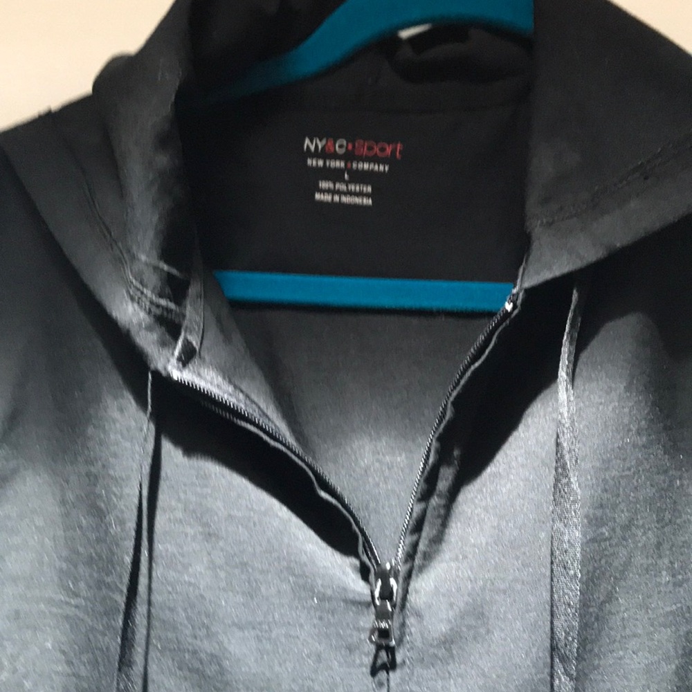 NY&C SPORT sleeveless front zip hoodie.  Large